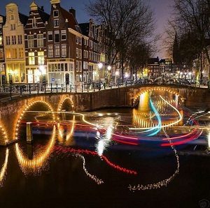 Instagram amsterdamworld 300 Pixels Featured